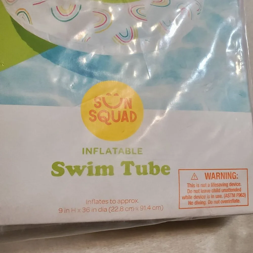 Sun Squad Inflatable Swim Tube 36 in Diameter Age 6+ brand new summer beach pool